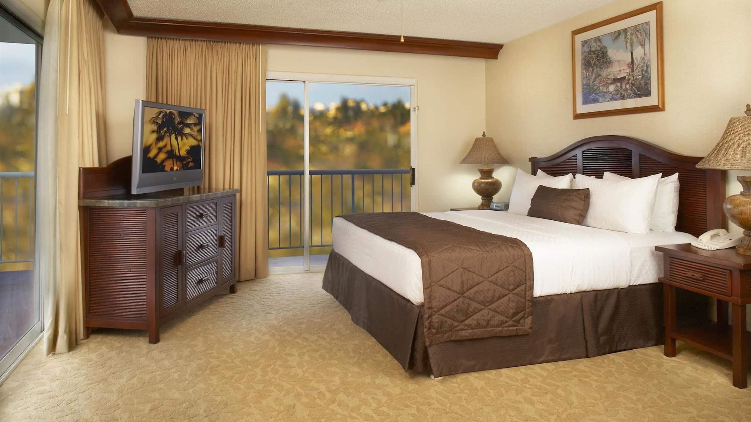 Condo in Lahaina · ★4.67 · 1 bedroom · 2 beds · 1 bath - Image 7