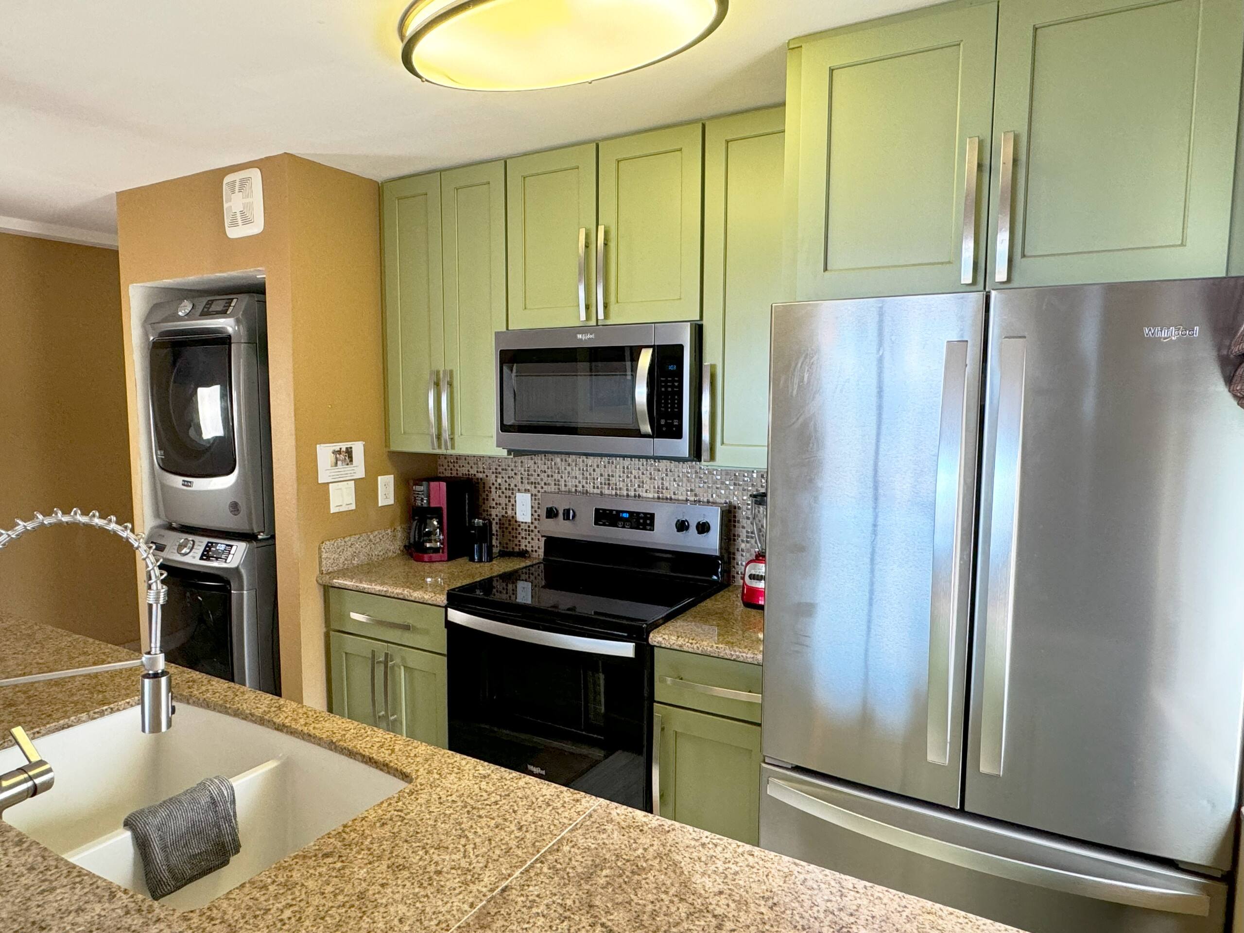 Exceptional Kona Reef Condo: Full AC & Oceanfront - Image 11