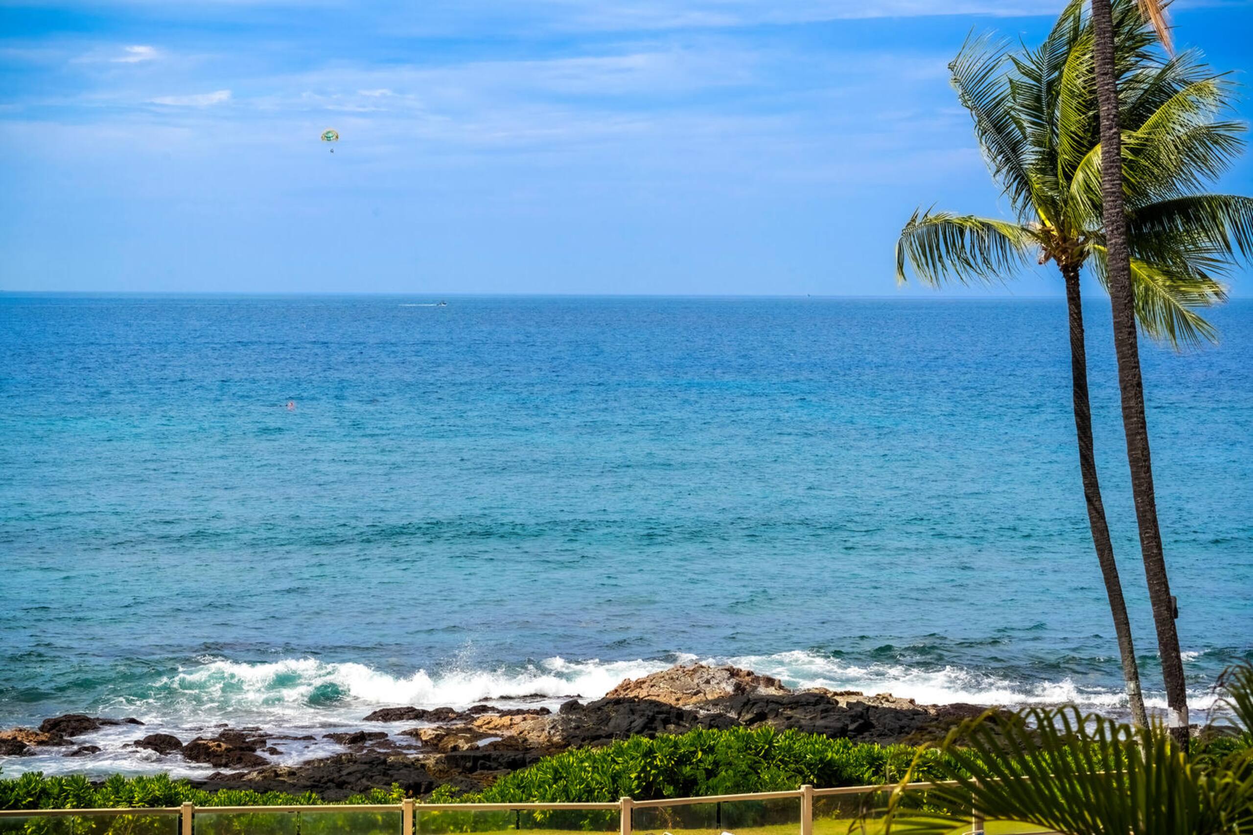 Exceptional Kona Reef Condo: Full AC & Oceanfront - Image 20