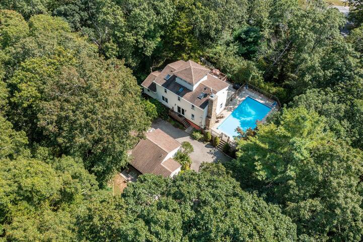 The Bunker gallery image 4