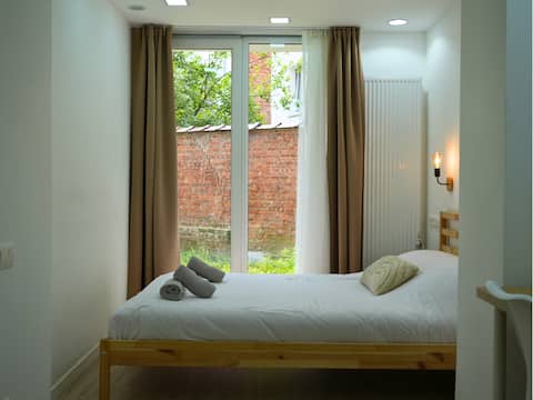 Duplex 3 bedrooms/3 bathrooms with garden/terrace in Brussels