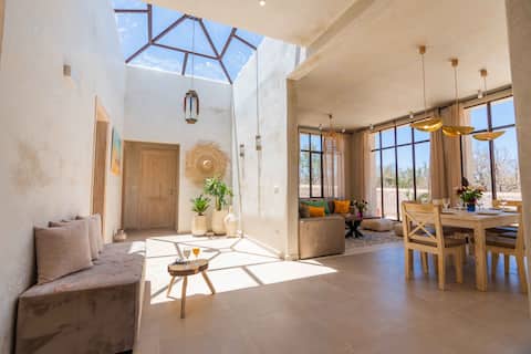 Successful Airbnb property: Villa Lirio • Heated Pool & Private Services in Ounagha