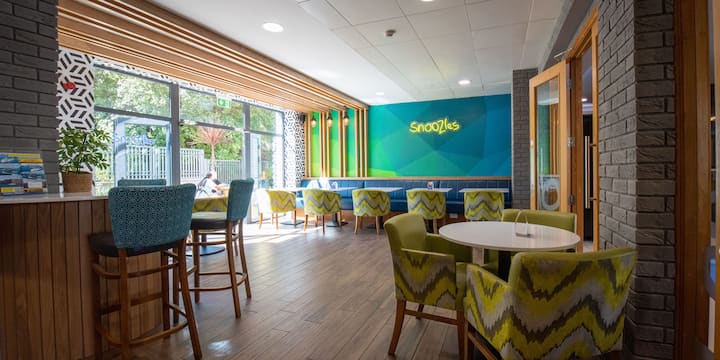 6 Bed Mixed Dorm En Suite @ Snoozles Galway City - Galway, Irlanda
