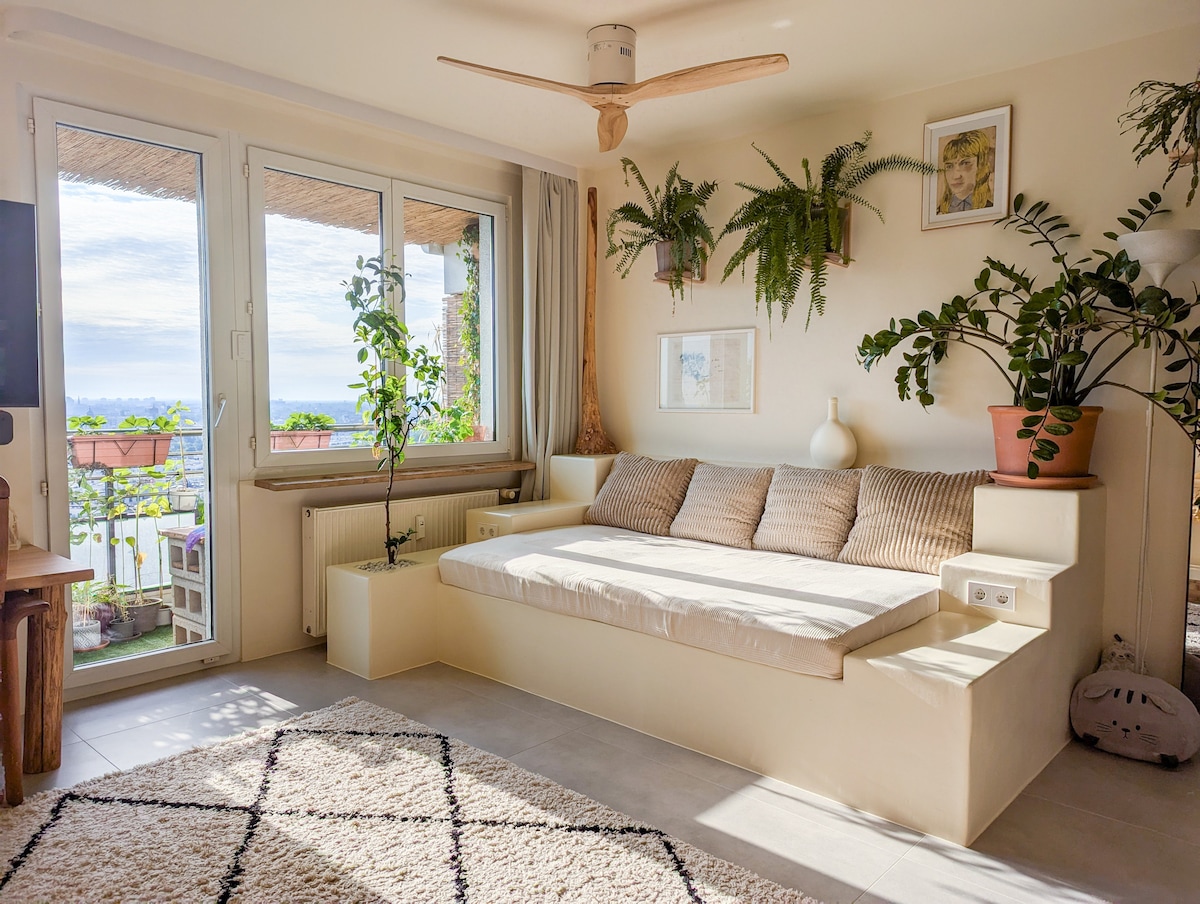 Successful Airbnb property: cozy LOFT in Berlin's sky in Berlin