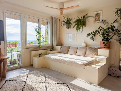 Erfolgreiche Airbnb-Immobilie: cozy LOFT in Berlin's sky in Mitte