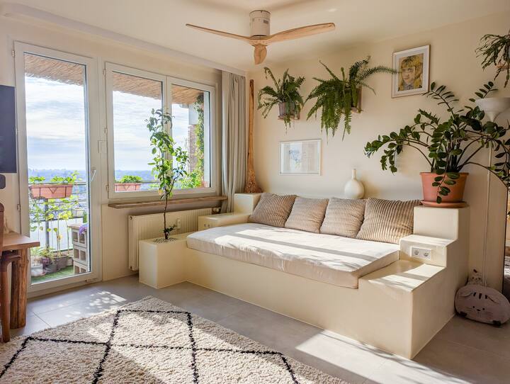 ಮೆಡಿಟರೇನಿಯನ್ ಮತ್ತು ವಾಬಿ-ಸಬಿ ಶೈಲಿಗಳಿಂದ ಸ್ಫೂರ್ತಿ ಪಡೆದ ನಾನು ಈ ಮಂಚವನ್ನು ಇಟ್ಟಿಗೆಗಳಿಂದ ನಿರ್ಮಿಸಿದೆ.