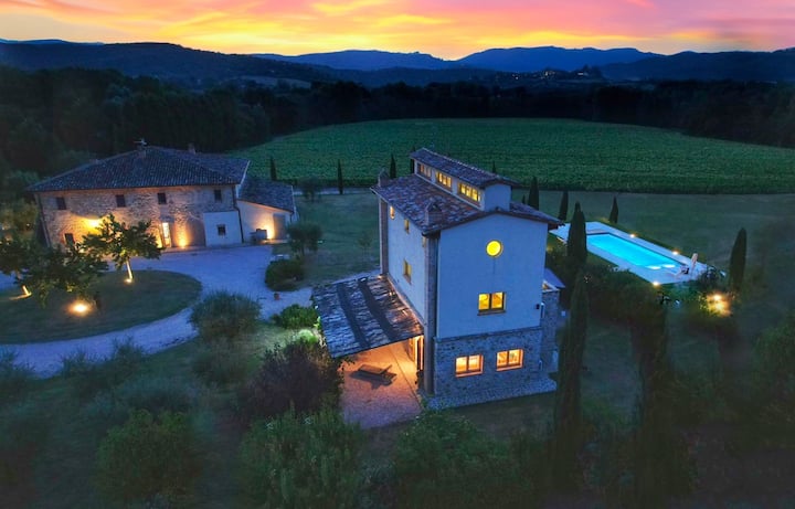 Tenuta Morcella - Farmhouse in Umbria with pool