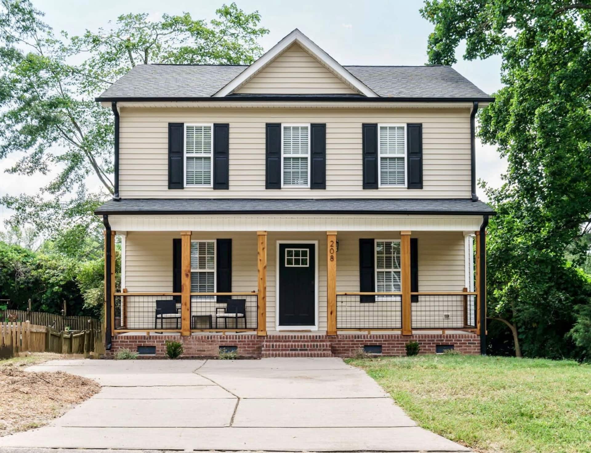 Steps from Restaurants, Shops, SEBTS