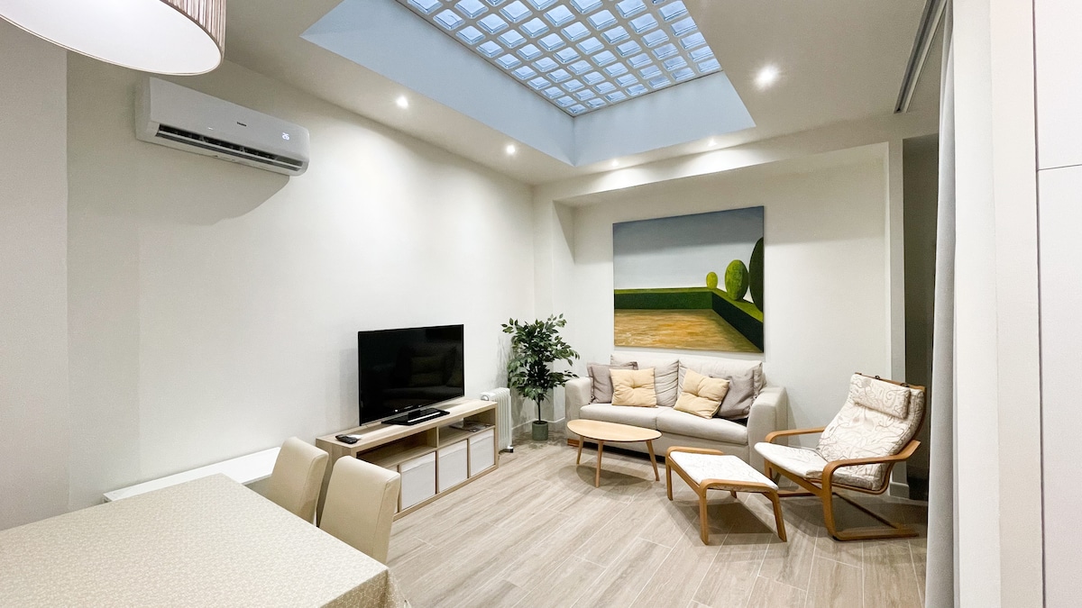 Top Airbnb: Cervantes Studios 2 in Sevilla