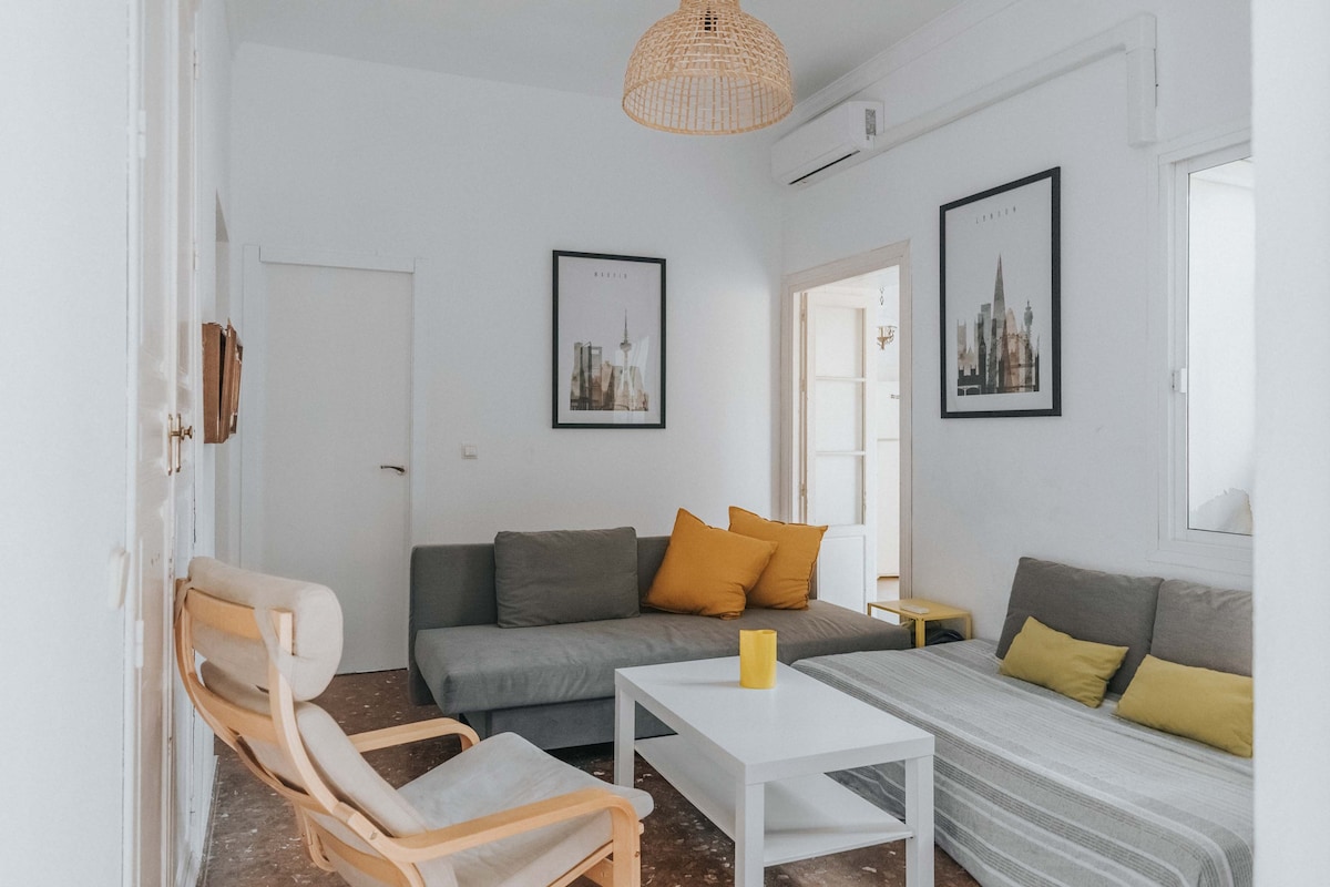 Top performing Airbnb: Casa Noble Malaga Centro with Patio in Cristo De La Epidemia