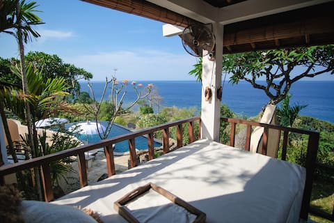 Hilltop Boutique Homestay Bungalow 1 - Seaview