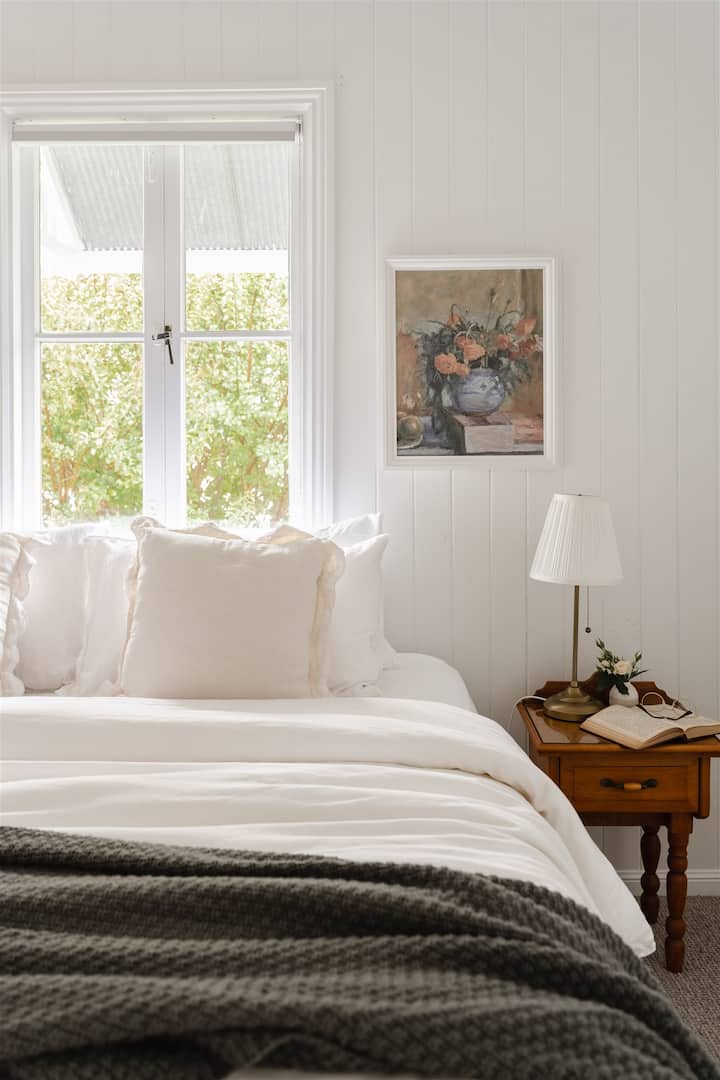 საძინებელი 1