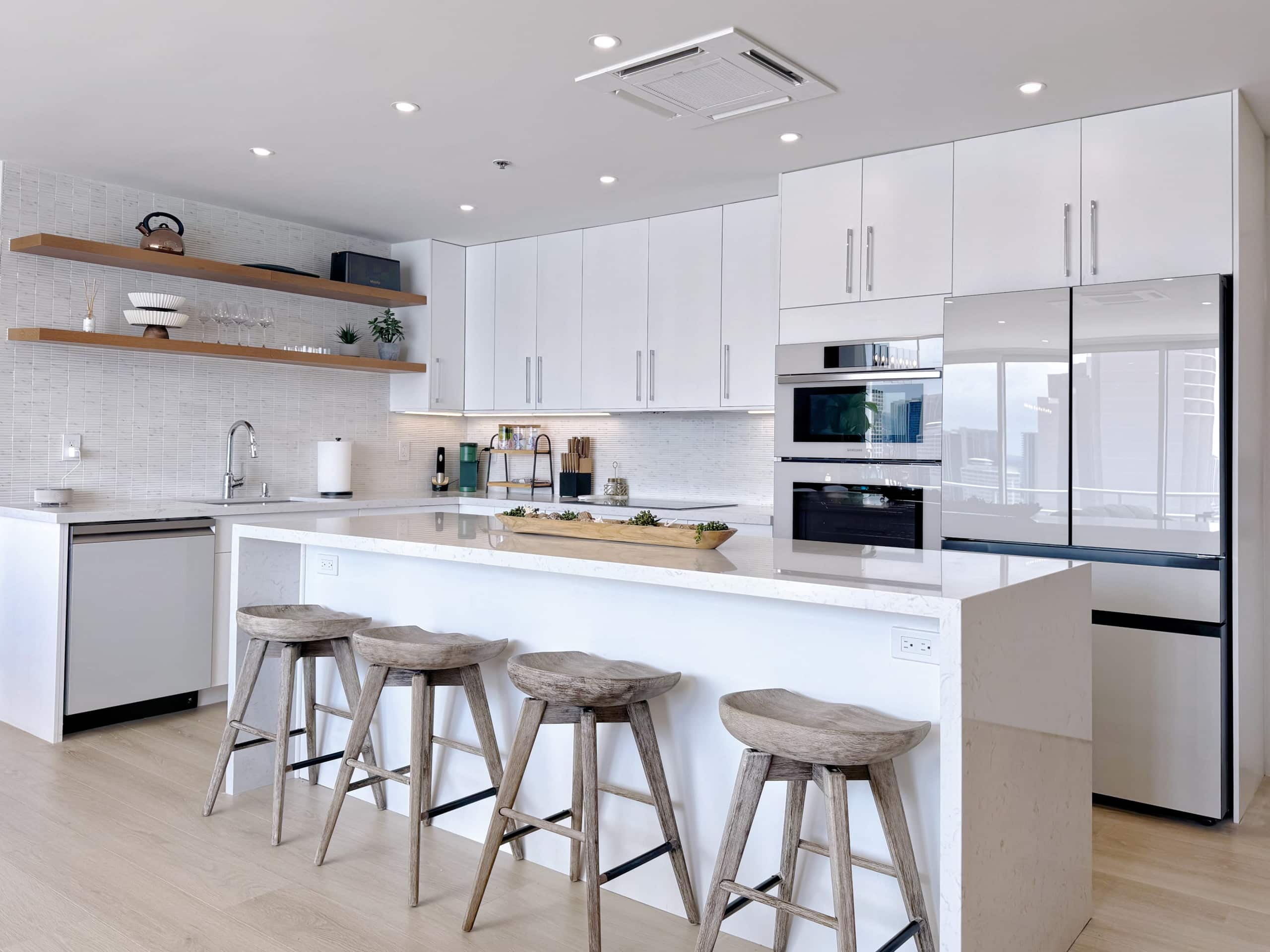 Ilikai Penthouse-Luxury Oceanview 2BR/2BTH/Parking - Image 15