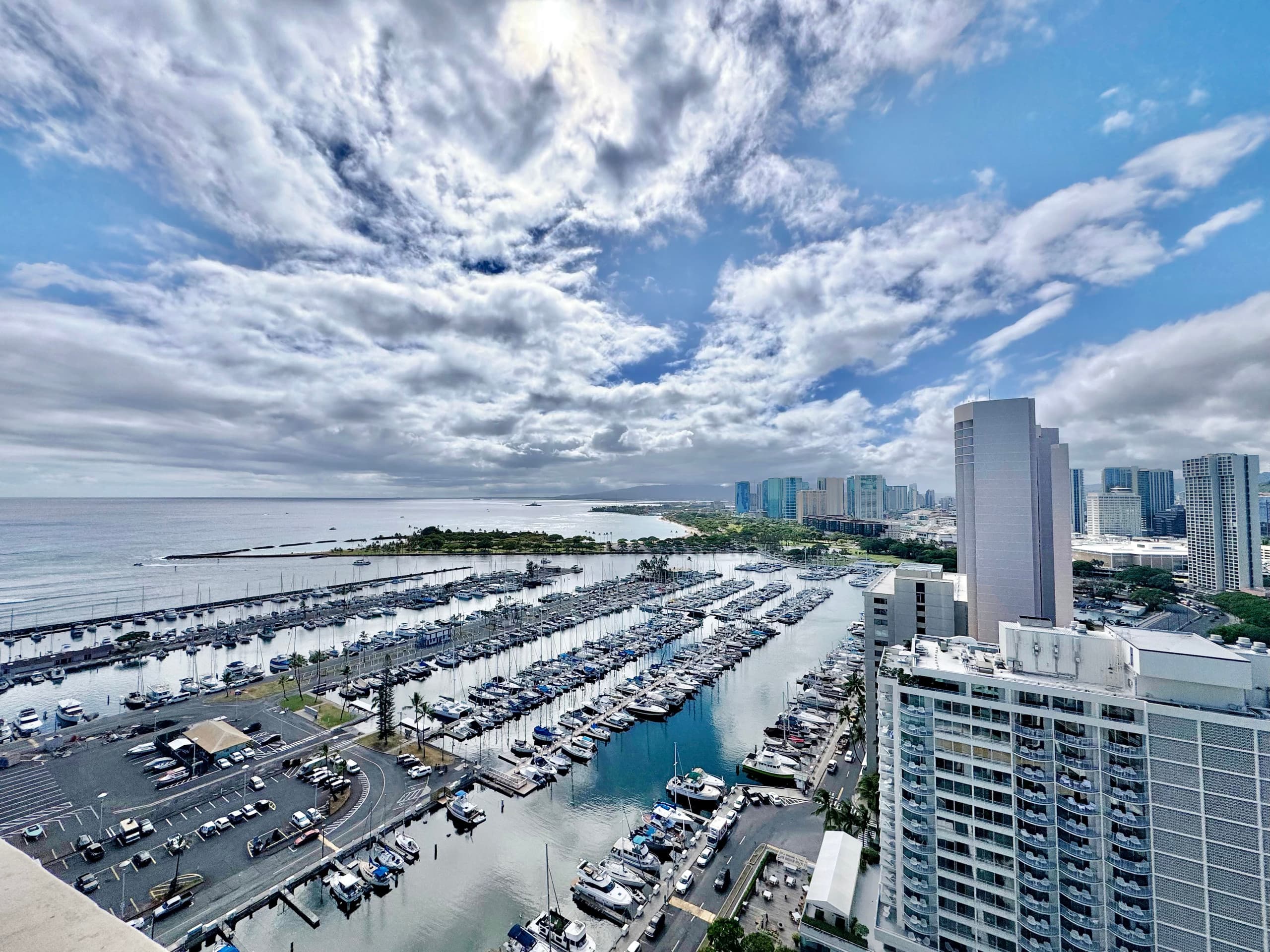 Ilikai Penthouse-Luxury Oceanview 2BR/2BTH/Parking - Image 66