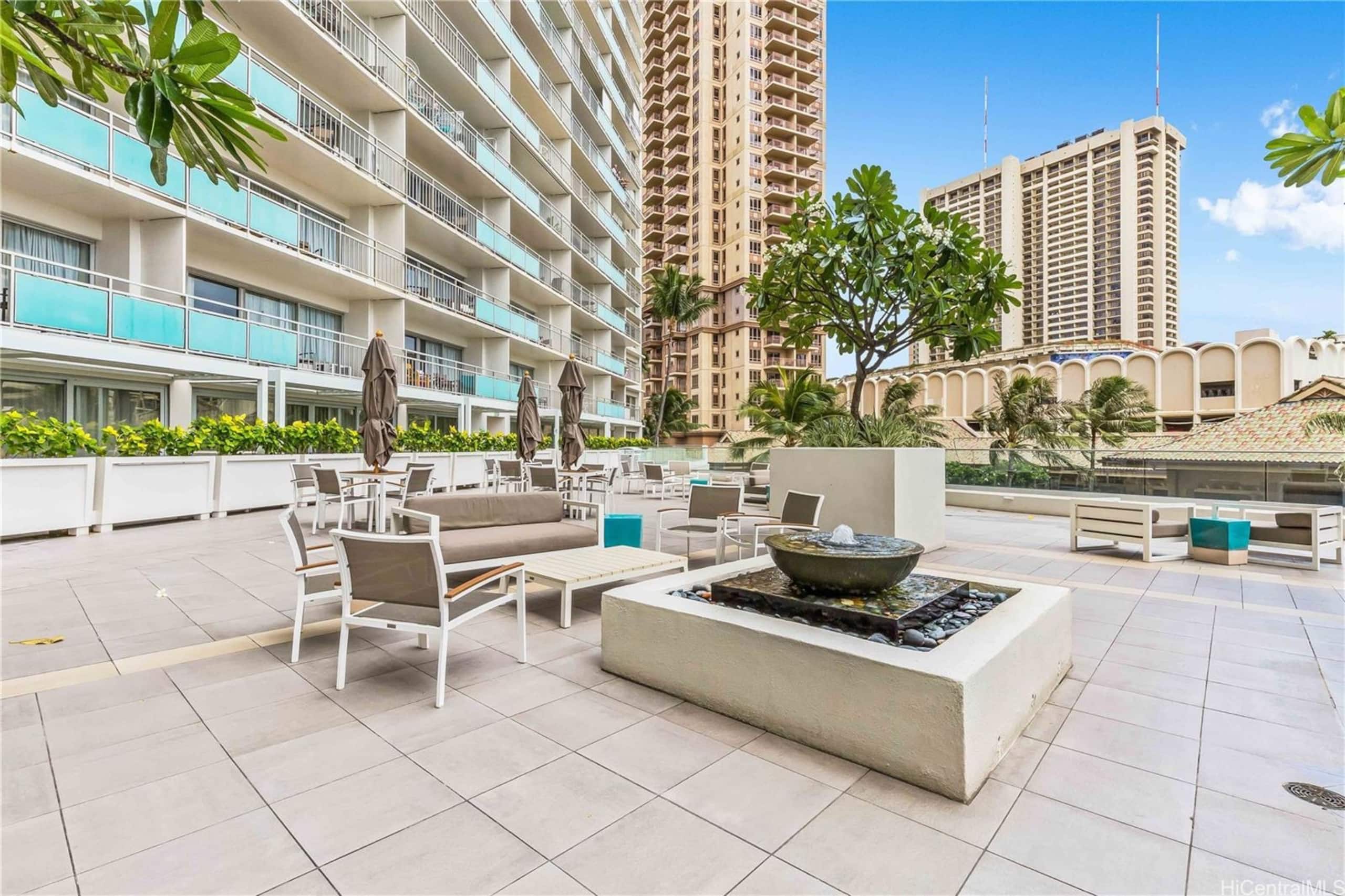 Ilikai Penthouse-Luxury Oceanview 2BR/2BTH/Parking - Image 75