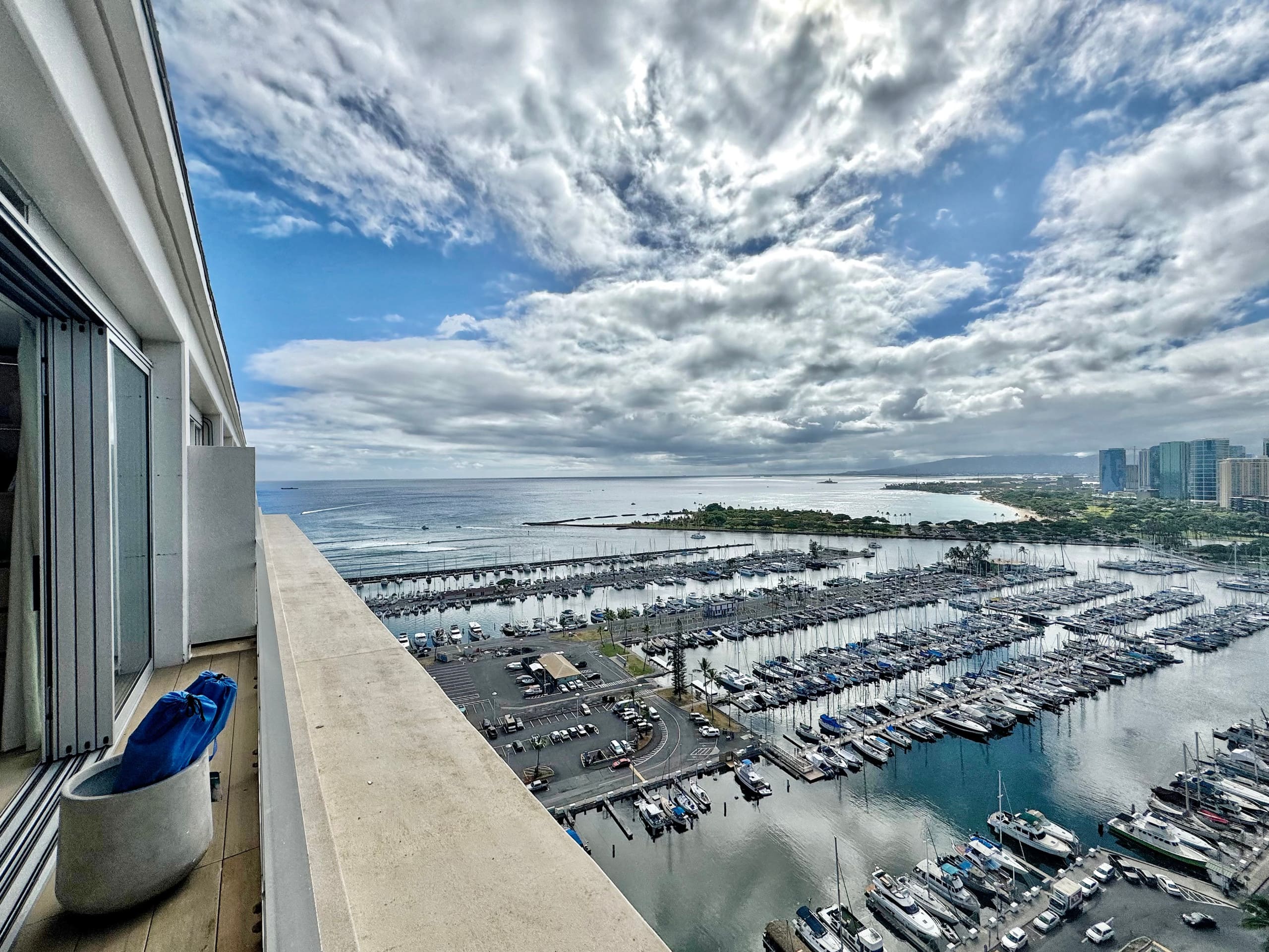 Ilikai Penthouse-Luxury Oceanview 2BR/2BTH/Parking - Image 63