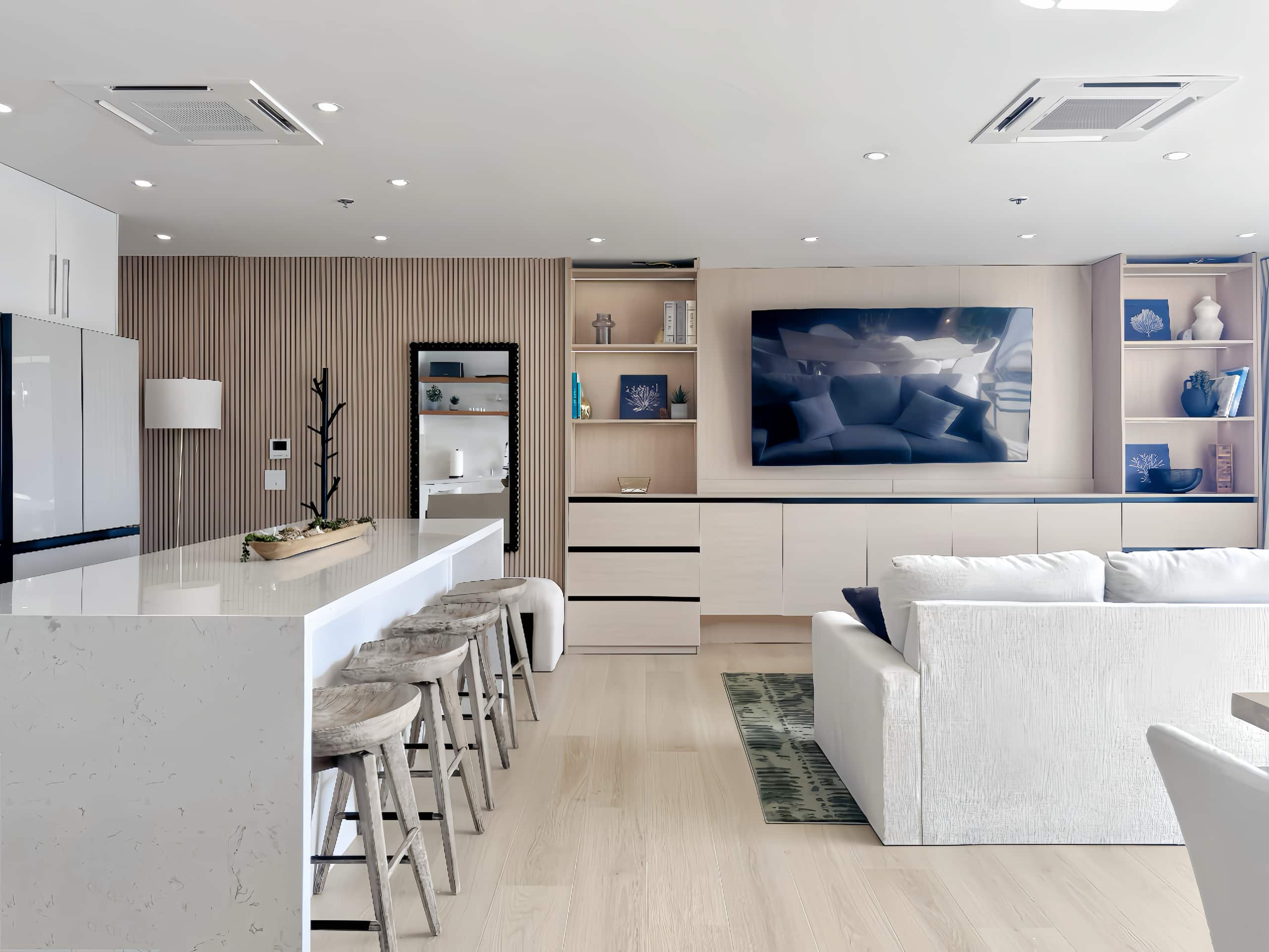 Ilikai Penthouse-Luxury Oceanview 2BR/2BTH/Parking - Image 7