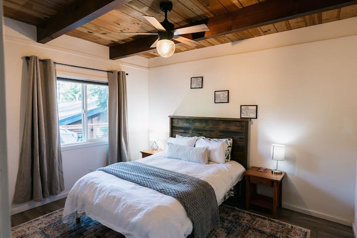 Bedroom 1 — queen bed Tahoe City Airbnb
