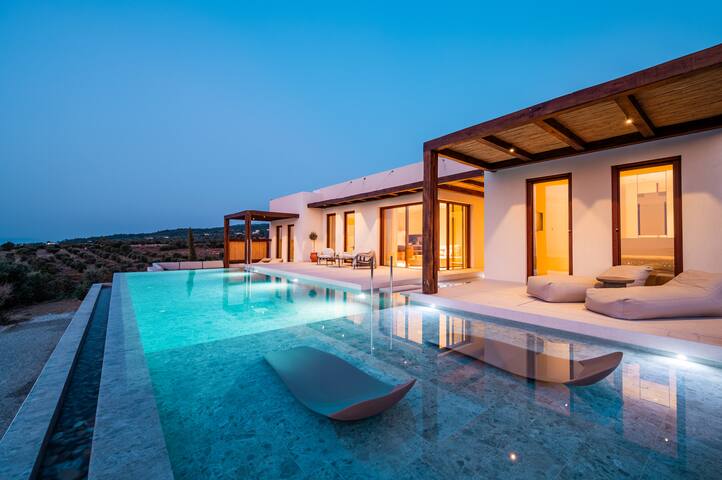 Noema Luxury Villa (2 bedrooms) – Adults only 14+ gallery image 3