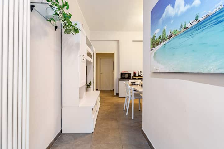 2 Ch Près Du Centre/gare +Parking +Balcon - Rimini