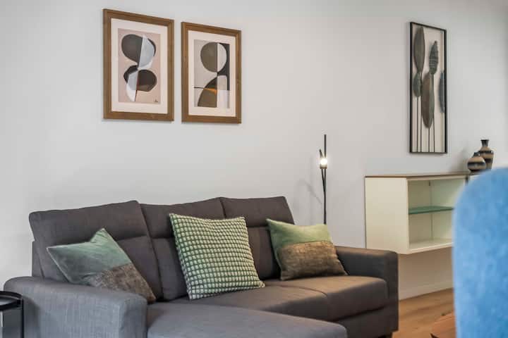 Stylish City Nest - Walk To Marina & Central Town - Madeira