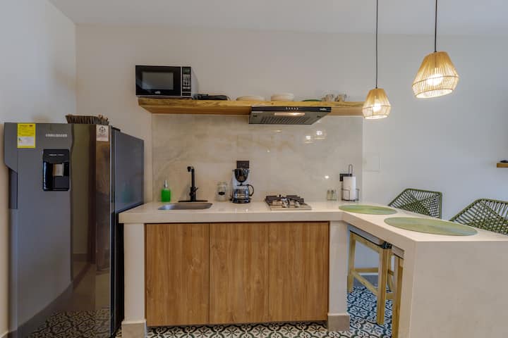 Beautiful Studio Apartment With Balcony - Cartagena, Colombia