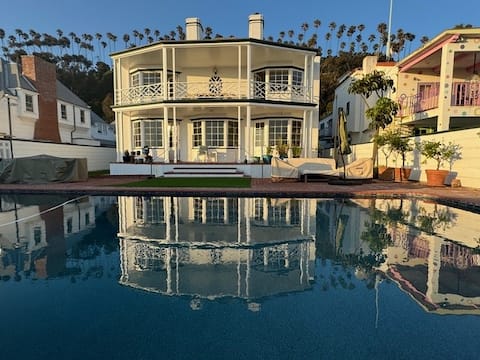 Santa Monica Movie Colony
Ocean Front Estate