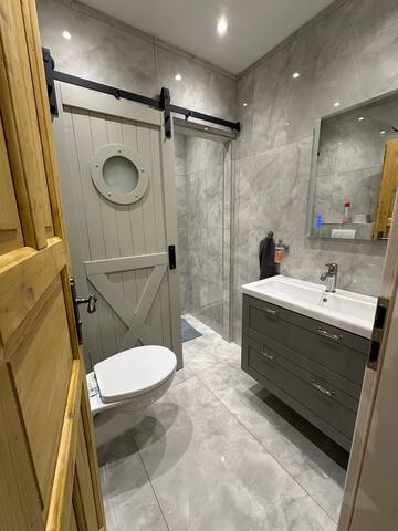 Connected Two-Unit apartments gallery image 3