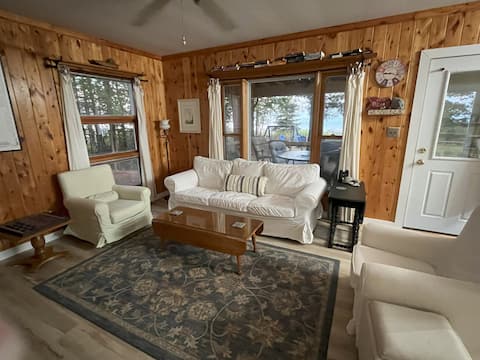 Rustic Retreat on Lake Huron