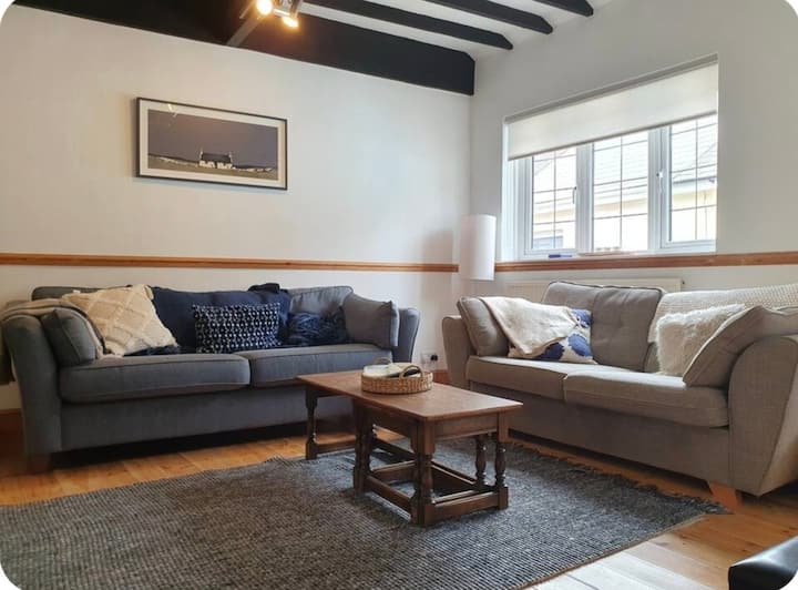 Classy 2 Bed-sleeps 4-king&twin Rooms-free Parking - Exmouth