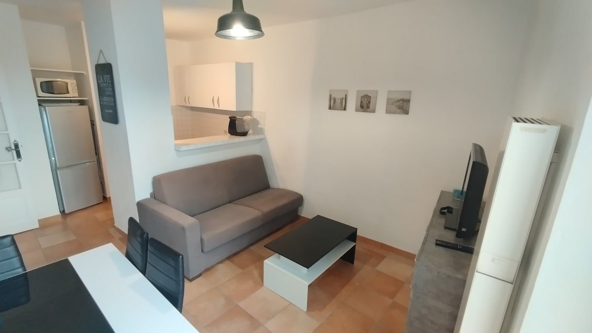 მისაღები ოთახი