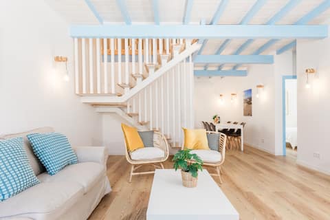 Top Airbnb: Ocean Blue Villa: Private Pool + Beach + City in Costa Da Caparica
