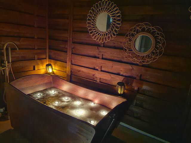 Lloret Urban Boutique with heathed pool gallery image 5