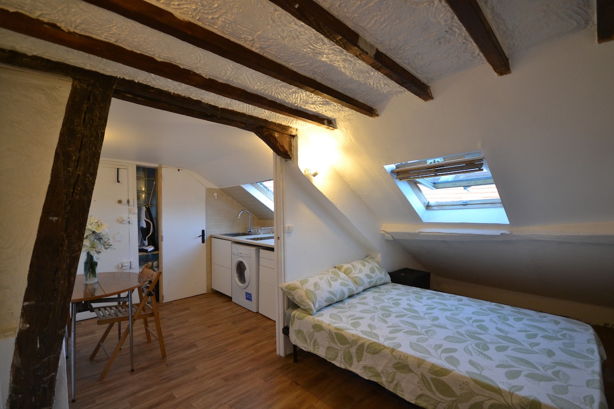 Cama doble 140 x 190 cm