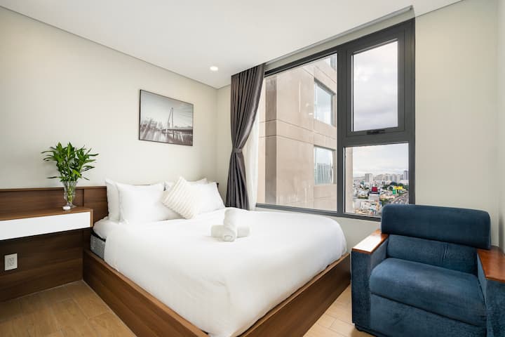 Schlafzimmer 1