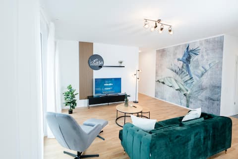 CasaVia02 City-Center Böblingen, Balcony, Parking