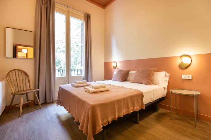 საძინებელი 1