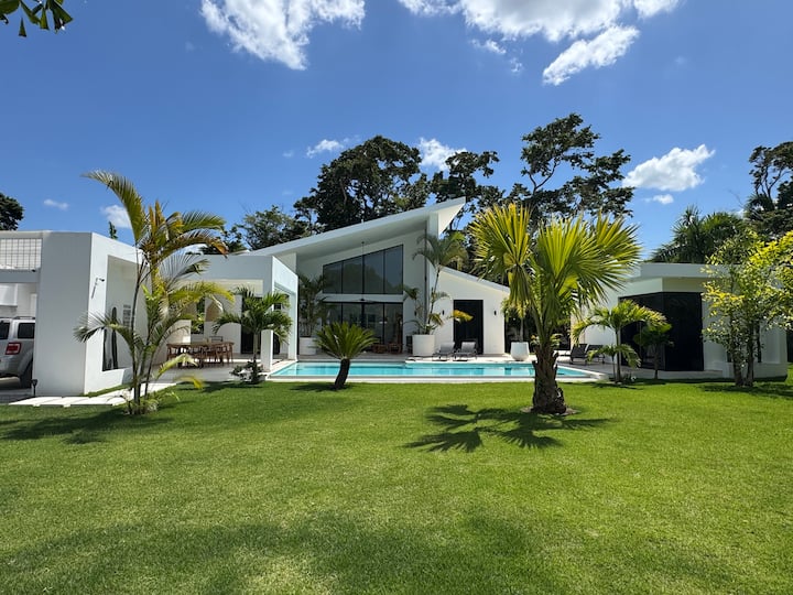 Villa D’architecte De Luxe – Proximité Plage - Caribe