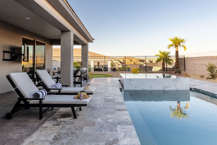 Heart and Sol Retreat by J and Amy BL992100