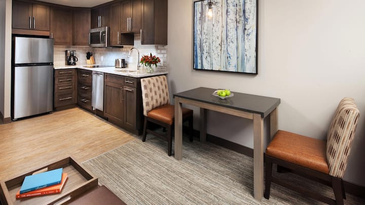4-stars Sheraton Steamboat Ski-in Resort Studio - Steamboat Springs, CO