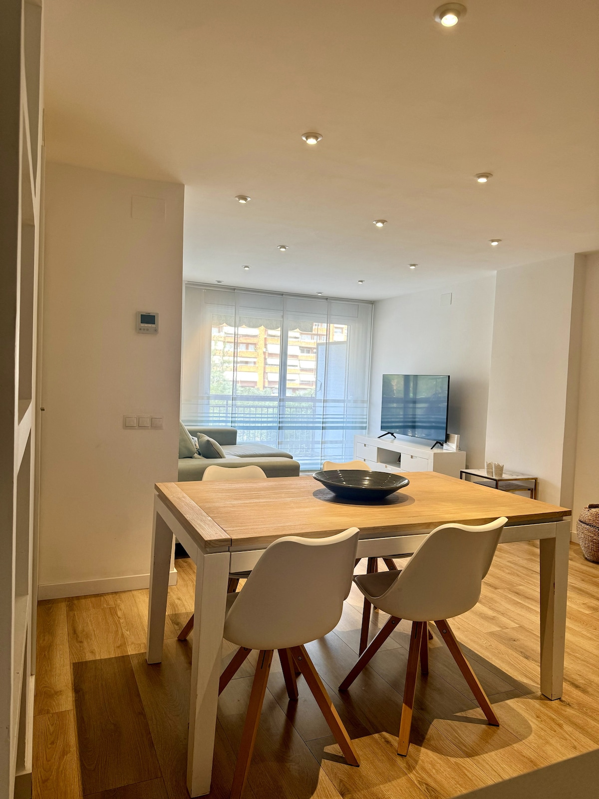 Popular Airbnb listing: Apartamento Ideal en Poblenou in Provençals Del Poblenou