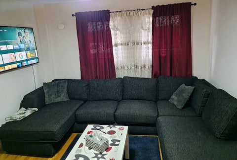 Fresh and full furnished apt