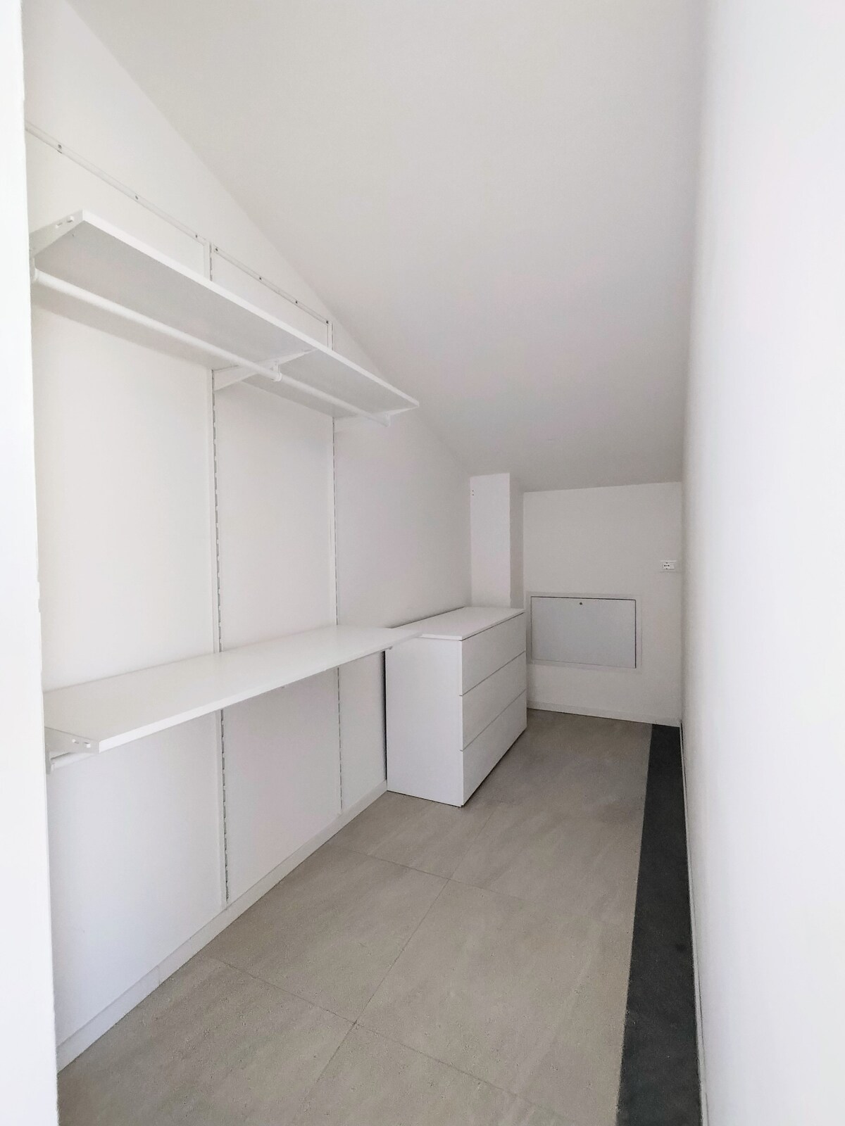 საძინებელი 4