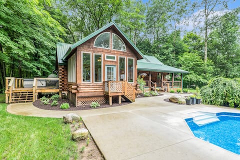 3.5hr drive from Chicago - private cabin retreat