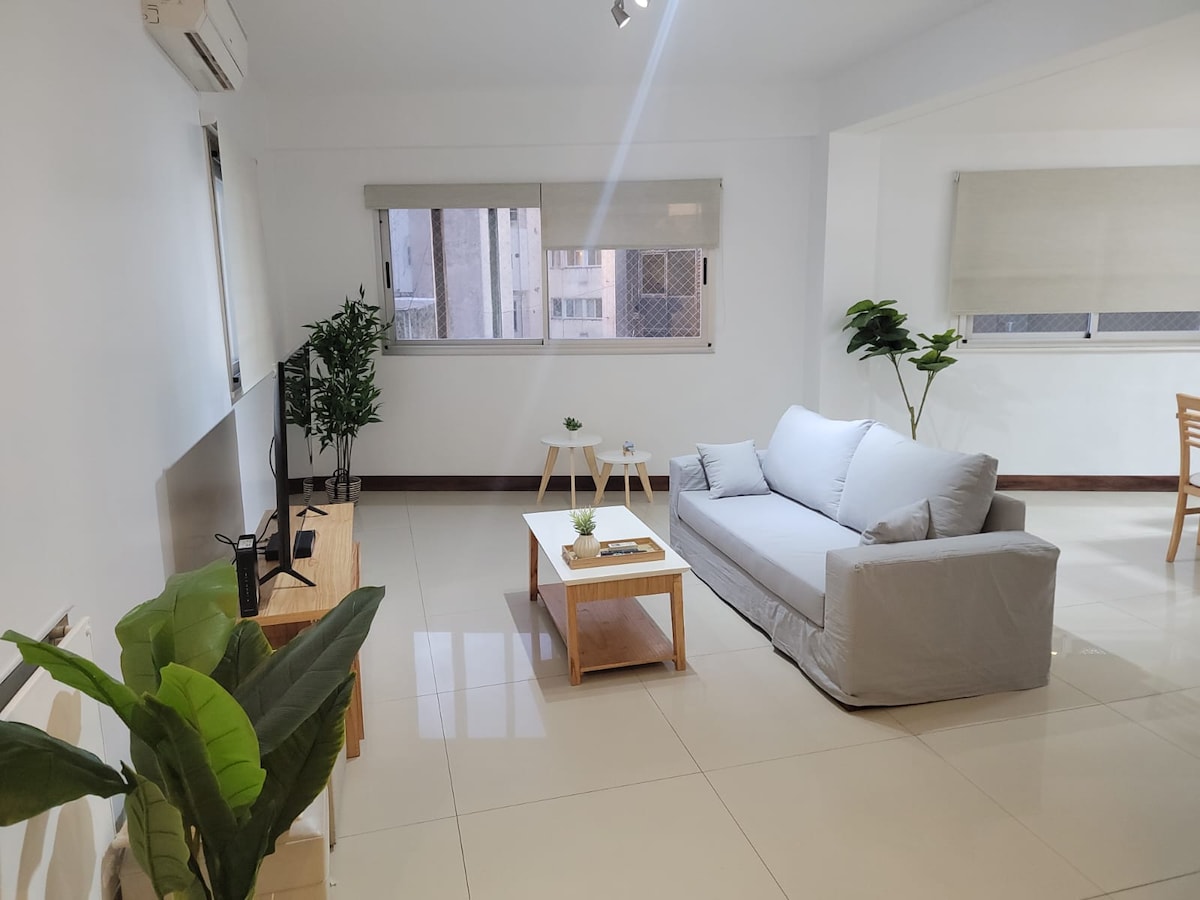 Departamento monoambiente en Buenos Aires, cerca de Plaza San Martín