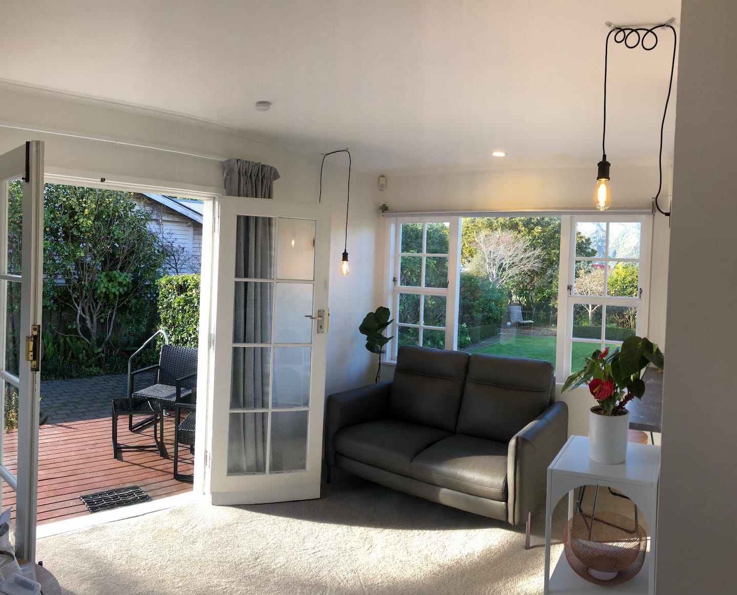 Penrose Retreat
*No Cleaning Fee* 5