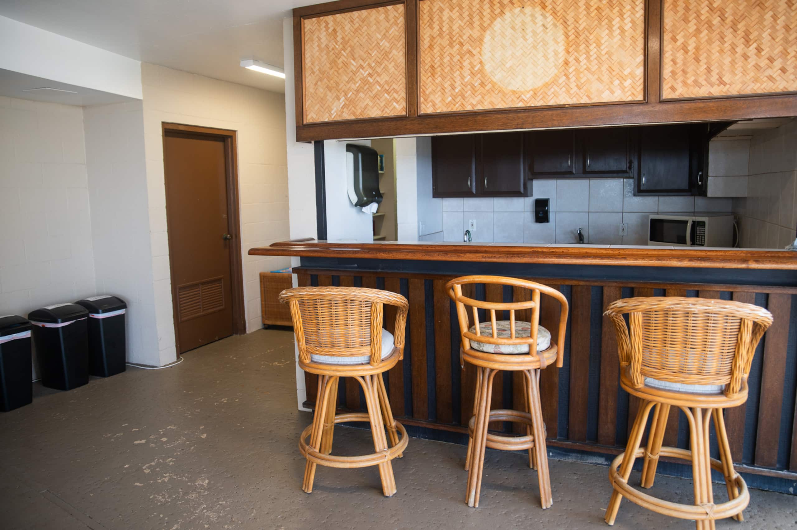 Classy condo in Kona - Photo 44