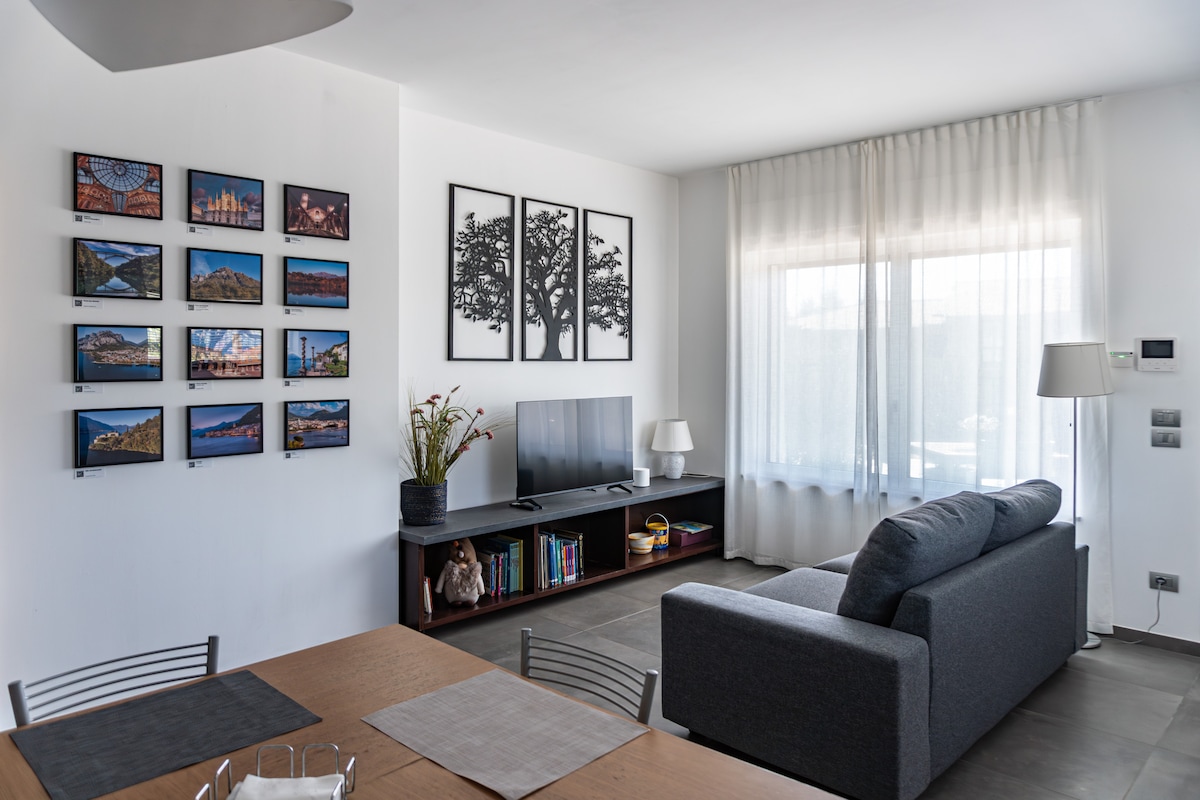 Popular Airbnb listing: Sanzio25: between lake, nature, and city! in Lecco
