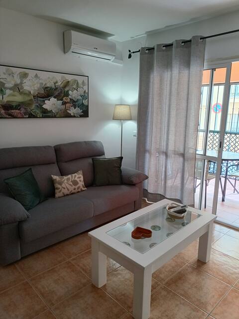 Anuncio de Airbnb popular: A nice and cozy apartment Puerta de Carabeo en Nerja