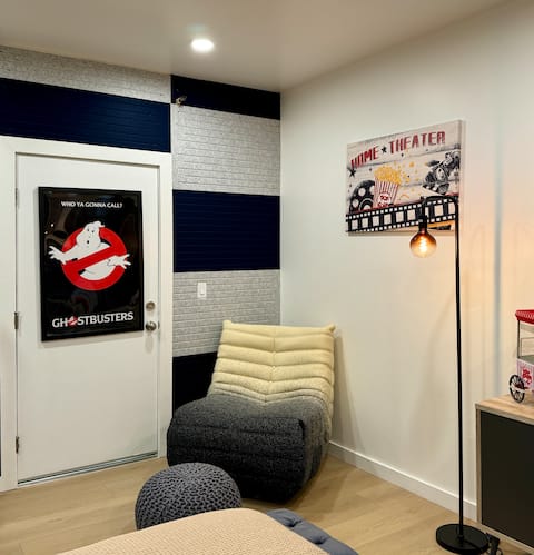 Top performing Airbnb: Movie l Netflixing l Games in Koreatown